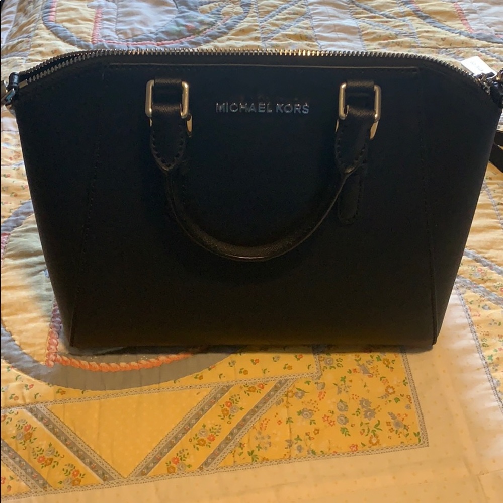 Michael Kors Medium Handbag